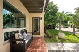 Island Time Escape - Charming Family Retreat - Image 4