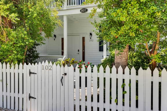 Island Time Casa – Modern Key West Oasis - Image 4