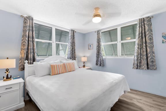 Key West Sunrise Condo - Pool & Parking! - Image 1