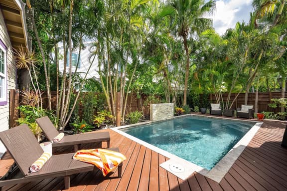 Island Time Escape - Charming Family Retreat - Image 1